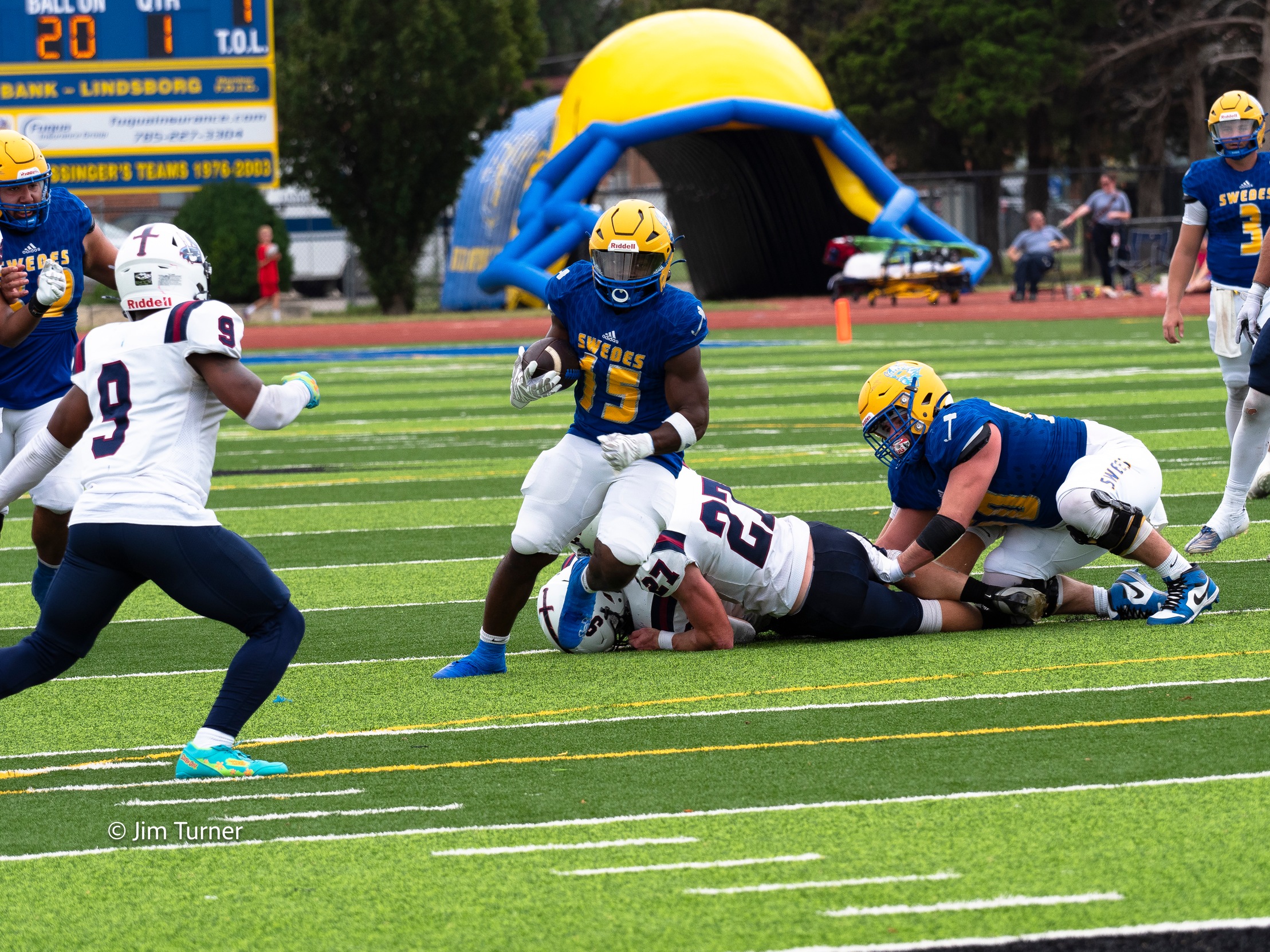 MISTAKES END SWEDES? TWO GAME WIN STREAK; FALL TO SPIRES 35-22